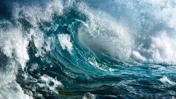 أمواج البحر