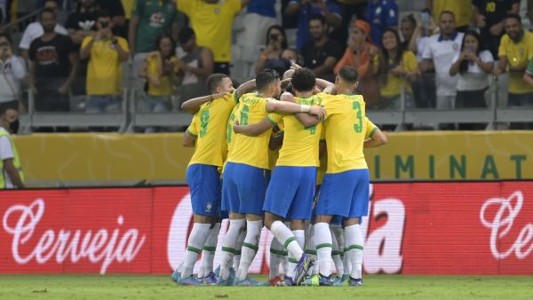 البرازيل تلاقي تشيلي في الساعات الأولى من يوم الجمعة