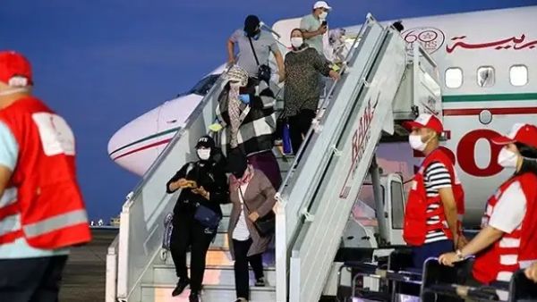 عودة 2200 مواطن من أوكرانيا إلى المغرب