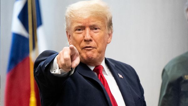 الرئيس الأمريكي السابق دونالد ترامب