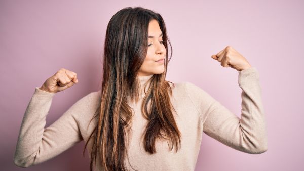 قصيدة عن المرأة القوية
