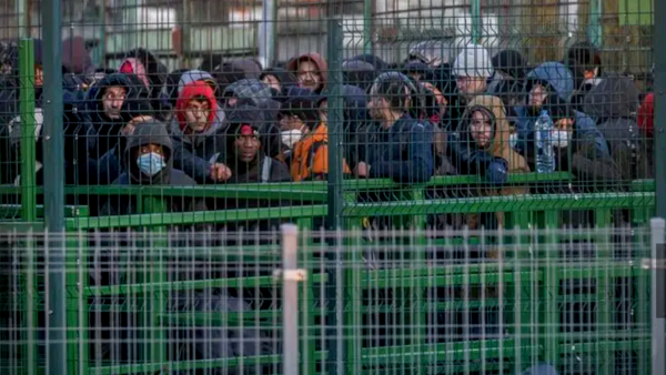 Anti-Refugee Rhetoric Is Falling In France, But Not For Everybody