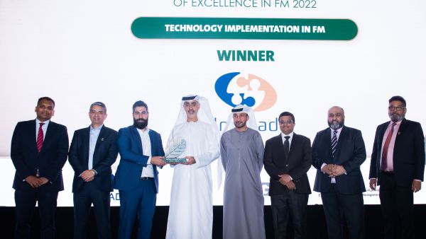 خلال الحدث مجموعة إمداد تفوز بجائزة ميفما للتميز في إدارة المرافق لعام 2022م تقديراً لالتزامها المستدام بالابتكار التقني