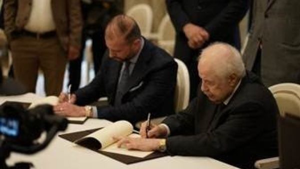 اتفاق تعاون بين "أكاديمية أبوغزاله العالمية" وشركة المنار العراقية