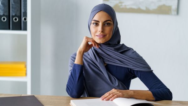 حظك اليوم وتوقعات الأبراج الجمعة 14 نيسان/أبريل 2023