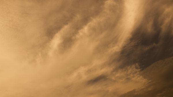 حكمة الله في إرسال الرياح المحملة بالغبار‎