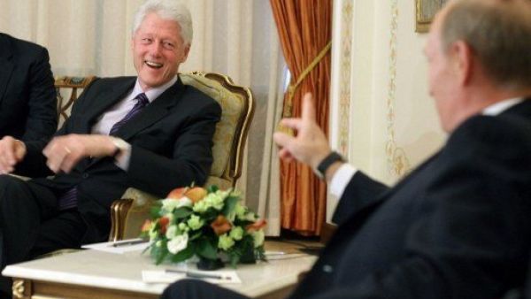 بيل كلينتون عرض على بوتين انضمام روسيا إلى "الناتو"