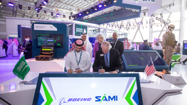 خلال الحدث شركة SAMI وبوينج توقعان اتفاقية شراكة استراتيجية