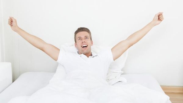 ما هو سر استيقاظك مبكرًا في عطلة نهاية الأسبوع؟ 