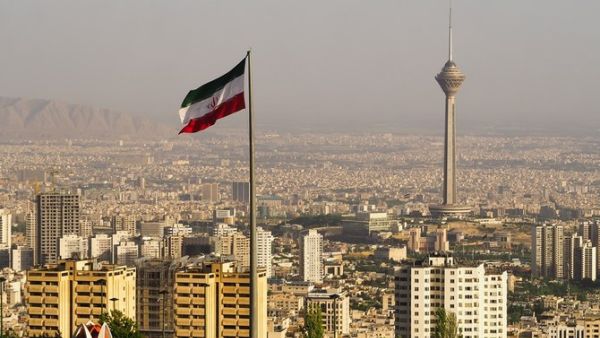 Iran arrests 3 Mossad agents 