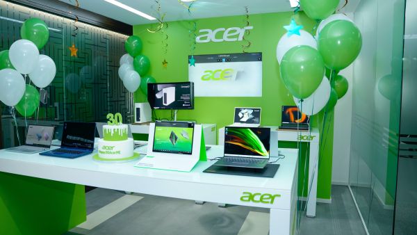 آيسر تحتفل بمرور 30 عاماً من النجاح في منطقة  الشرق الأوسط وأفريقيا