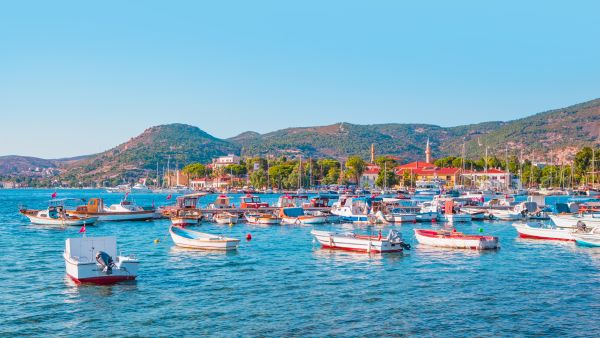 فلاي دبي تضيف إزمير إلى شبكتها المتنامية في تركيا