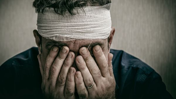 نزيف الرأس في المنام الرمزية والتفسير