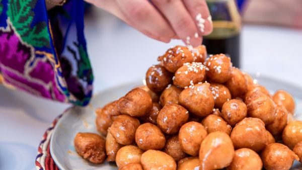 مطبخ رمضان: حلوى اللقيمات الإماراتية