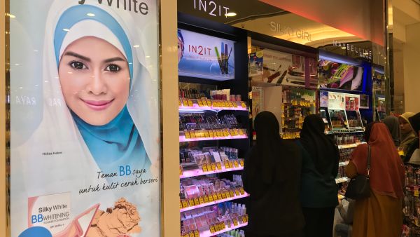 halal makeup