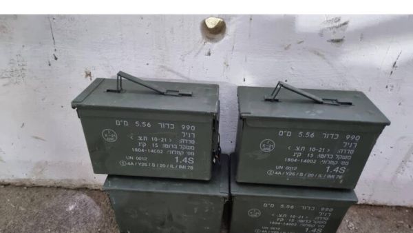 إحباط محاولة تهريب أسلحة إلى شمال الضفة الغربية