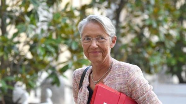  إليزابيث بورن