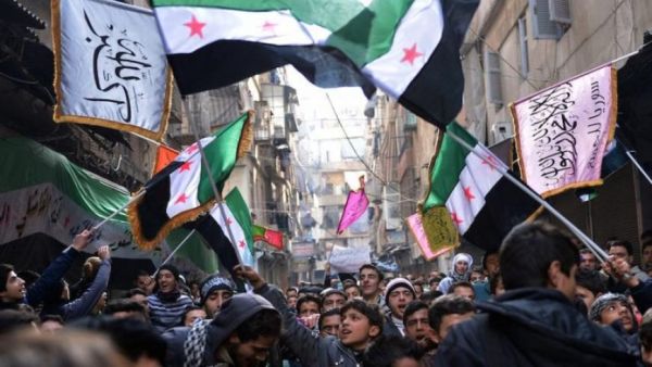  التلويح بين الفينة والأخرى بضرورة البدء بإعادة إعمار سوريا