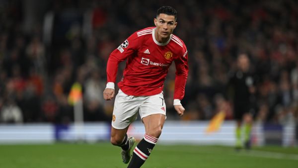 رونالدو يقود مانشستر يونايتد لانتصار جديد (المصدر: أ ف ب)