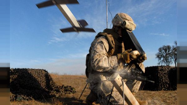 طائرة اميركية في قبضة الروس