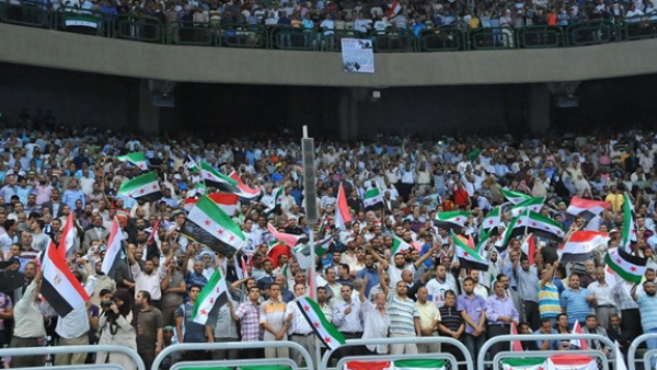 وكان الرئيس المصري الراحل محمد مرسي قد ايد ودعم الثورة السورية ضد النظام 