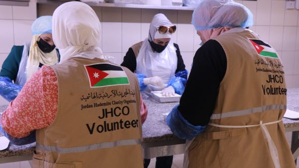 بالتعاون مع الهيئة الخيرية الأردنية الهاشمية"كارفور الأردن" تساهم في دعم الأسر العفيفة من خلال حملة التبرعات التي أطلقتها خلال شهر رمضان المبارك 