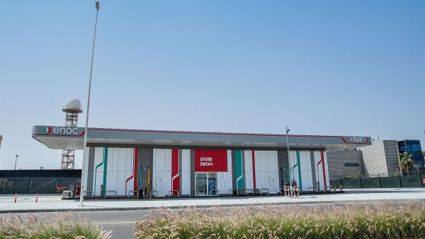 المحطة الجديدة في المنطقة الحرة بمطار دبي تضم أول ماكينة بيع ذكية من نوعها اينوك تطلق محطة خدمة متنقلة جديدة لتلبية احتياجات الوقود في المنطقة الحرة بمطار دبي
