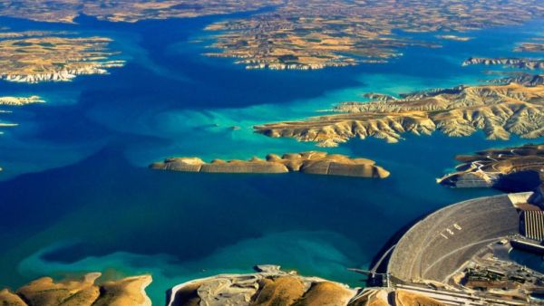 سد في تركيا