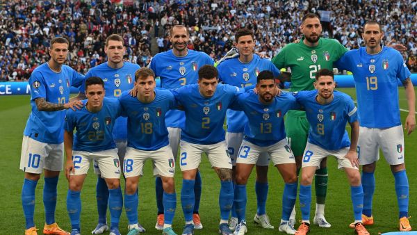منتخب إيطاليا (المصدر: أ ف ب)