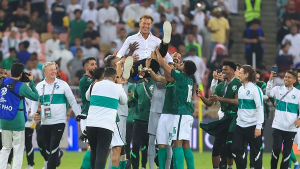 السعودية تواجه فنزويلا ودياً (المصدر: أ ف ب)