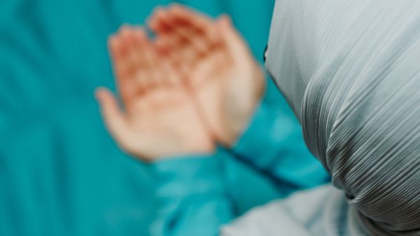 دعاء لتسهيل الامتحان والنجاح للابناء