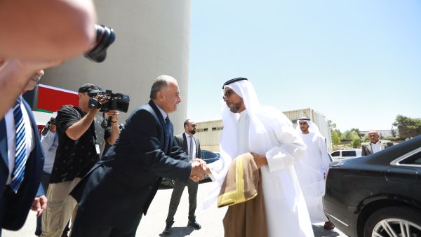 صندوق أبوظبي للتنمية يدشن مشروعي توسعة صوامع تخزين الحبوب في الأردن