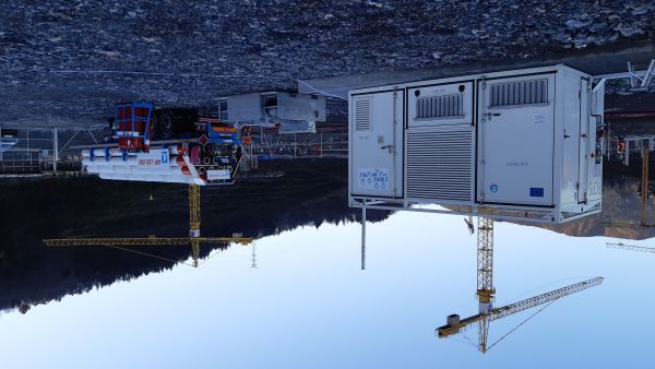 ACCIONA Operates a Tower Crane Based on a Portable Zero-Emission Electricity Generator Based on Hydrogen