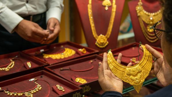 Gold Prices in Dubai Today: 24K Slips to Dh222.75 Per Gram