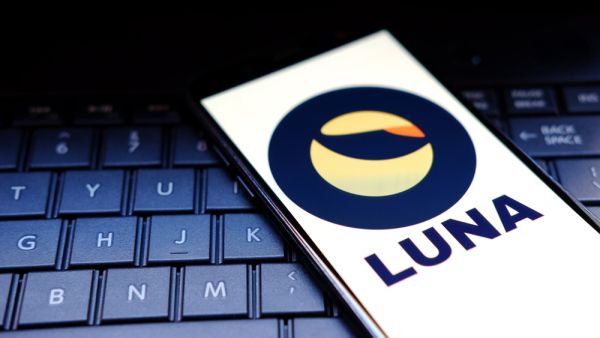 العملات الرقمية في أسبوع: مؤسس لونا في مأزق قانوني
