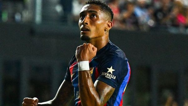 رافينيا خلال المباراة (المصدر: Tribalfootball)