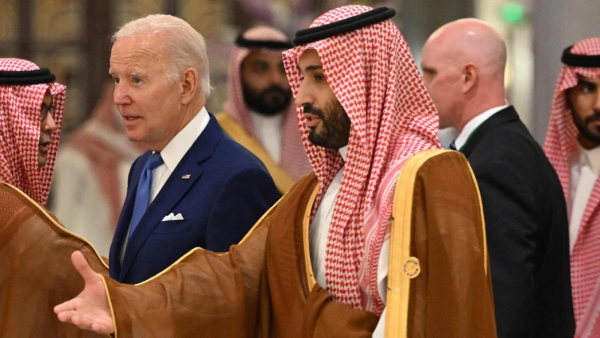Biden (L) MBS 