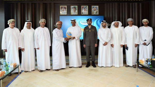 Dubai Customs receives high-level Omani Police & Customs Delegation at Port of Jebel Ali