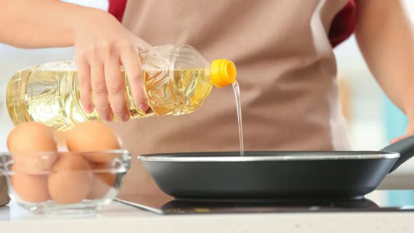 طبيب البوابة: ما هو الزيت الصحي لمريض القلب ؟