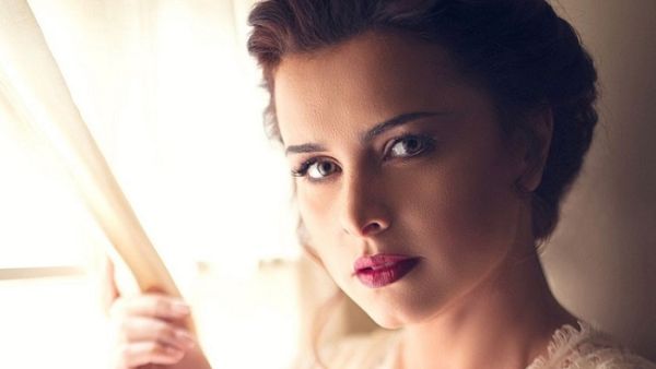 الفنانة اللبنانية نور