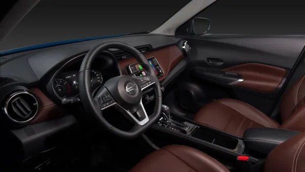 Explore the Stylish Nissan KICKS 2023 