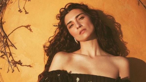  Tuba Büyüküstün