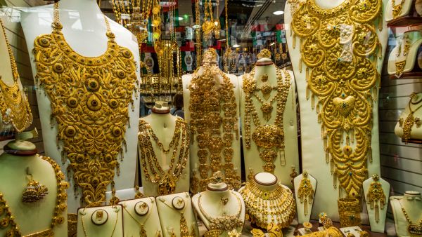 Gold Prices in Saudi Arabia Today: 24K Trading at SR218.52 Per Gram