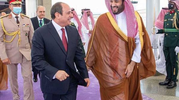 محمد بن سلمان يستقبل الرئيس السيسي في جدة