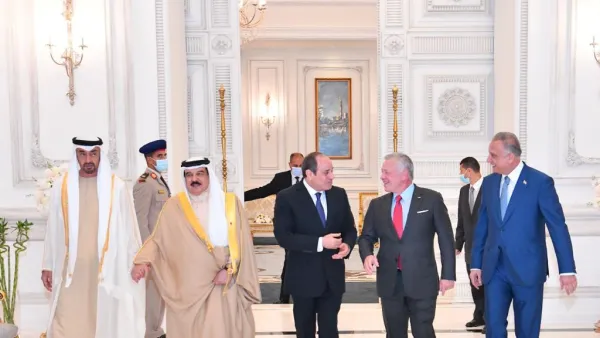 القادة المشاركين في لقاء العلمين استعرضوا عددا من القضايا والتطورات الإقليمية والدولية
