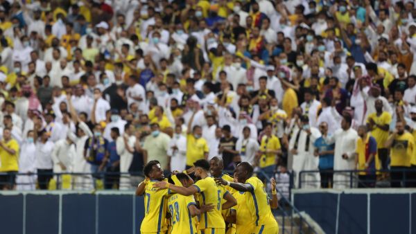 النصر يستهل الموسم الجديد بملاقاة الوحدة (المصدر: أ ف ب)