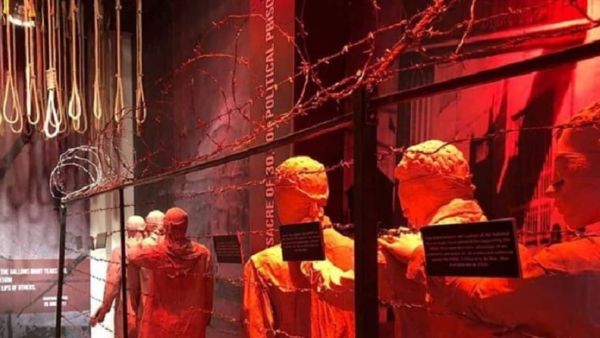 رئيسي مدرج في قائمة عقوبات واشنطن بسبب "تعزيز القمع الداخلي والخارجي للنظام".