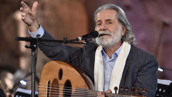 حضور مرسيل خليفة وغياب دلال أبو آمنه