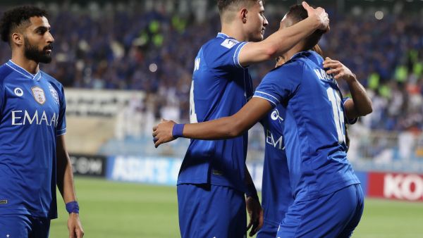 موعد مباراة الهلال والفيحاء (المصدر: أ ف ب)