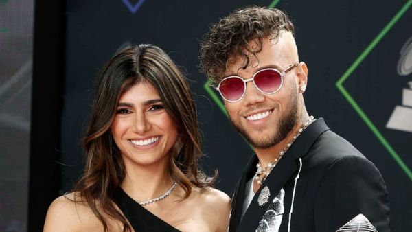 ميا خليفة وجاي كورتيز (المصدر: (أرتورو هولمز / Getty Images)